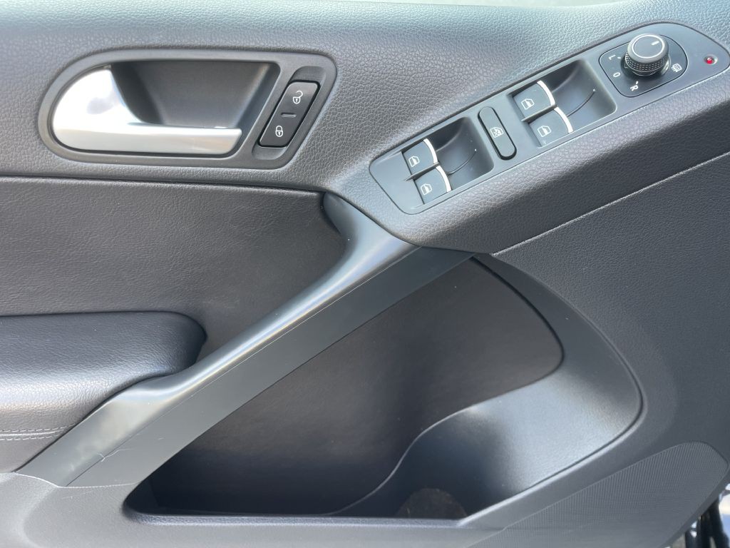2016 Volkswagen Tiguan Image 22