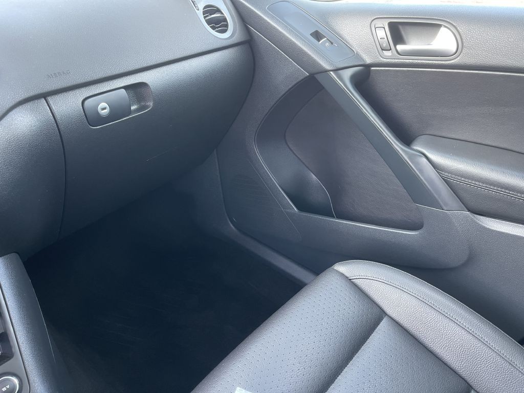 2016 Volkswagen Tiguan Image 23