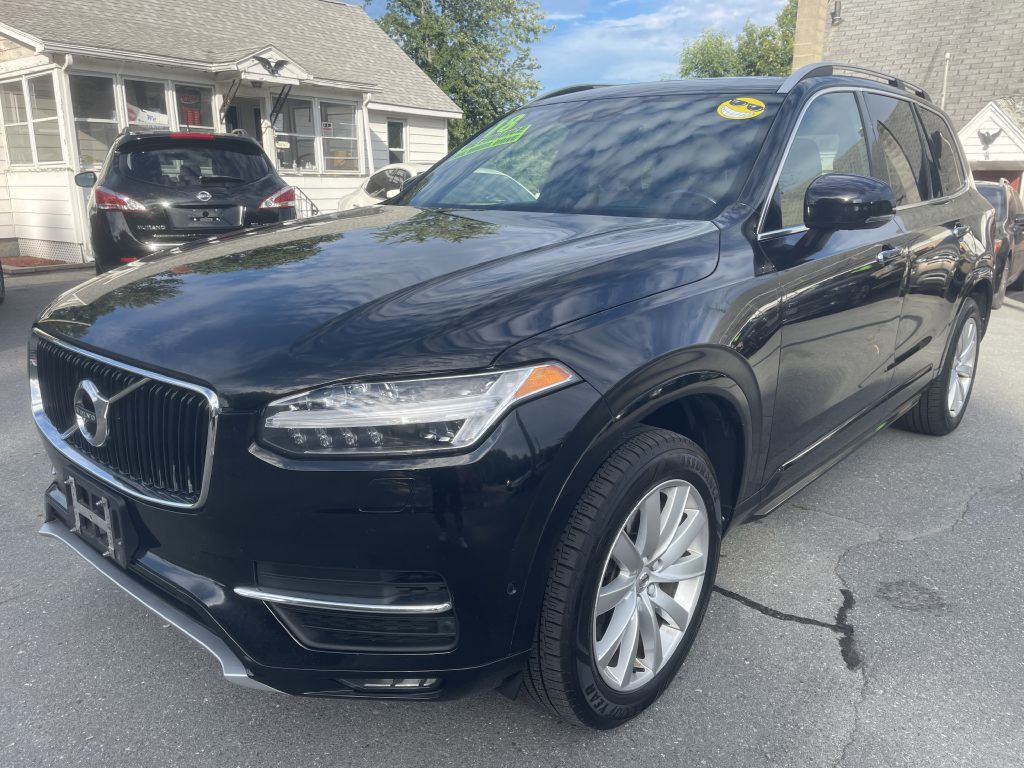 2018 Volvo XC90 Image 2