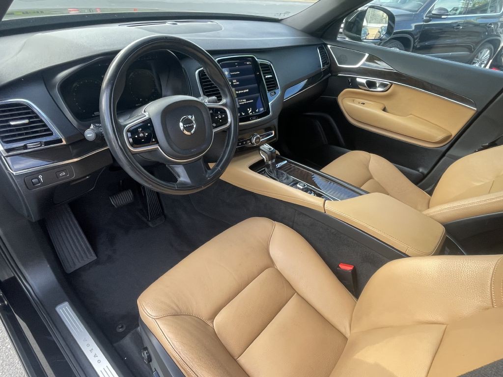 2018 Volvo XC90 Image 9
