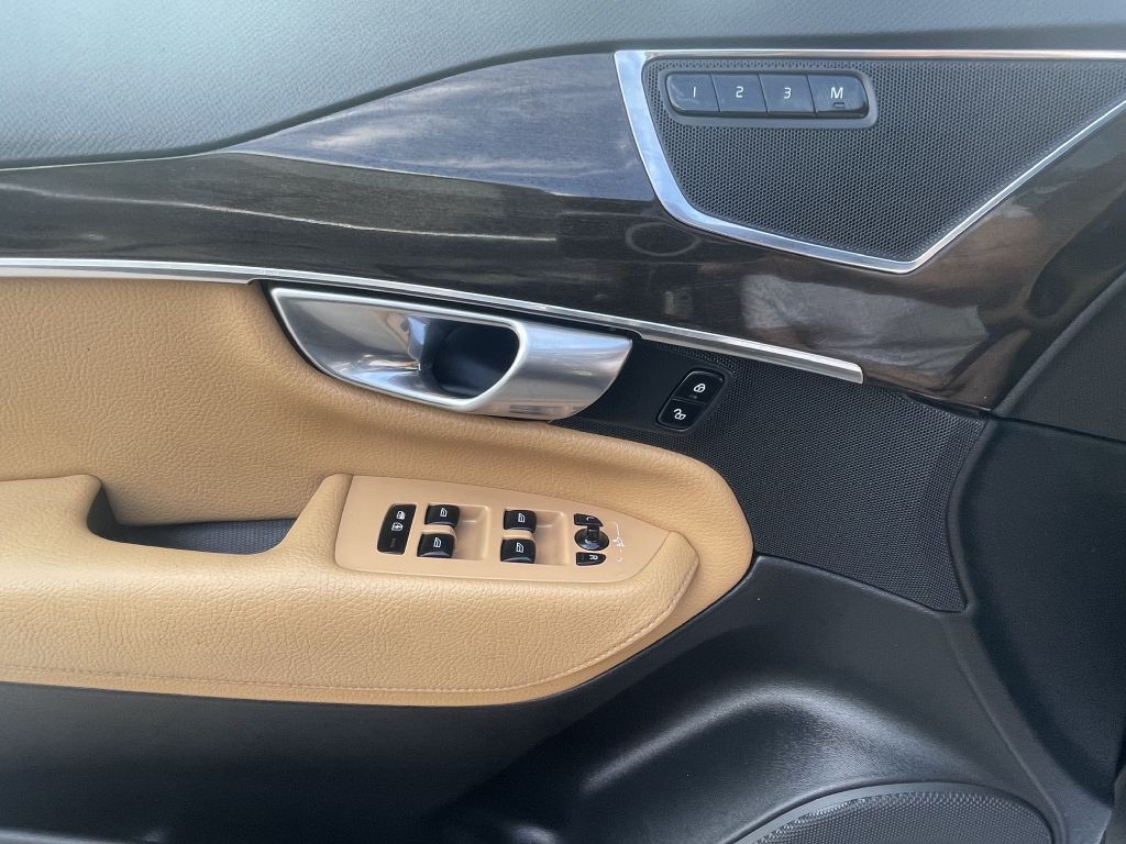 2018 Volvo XC90 Image 17