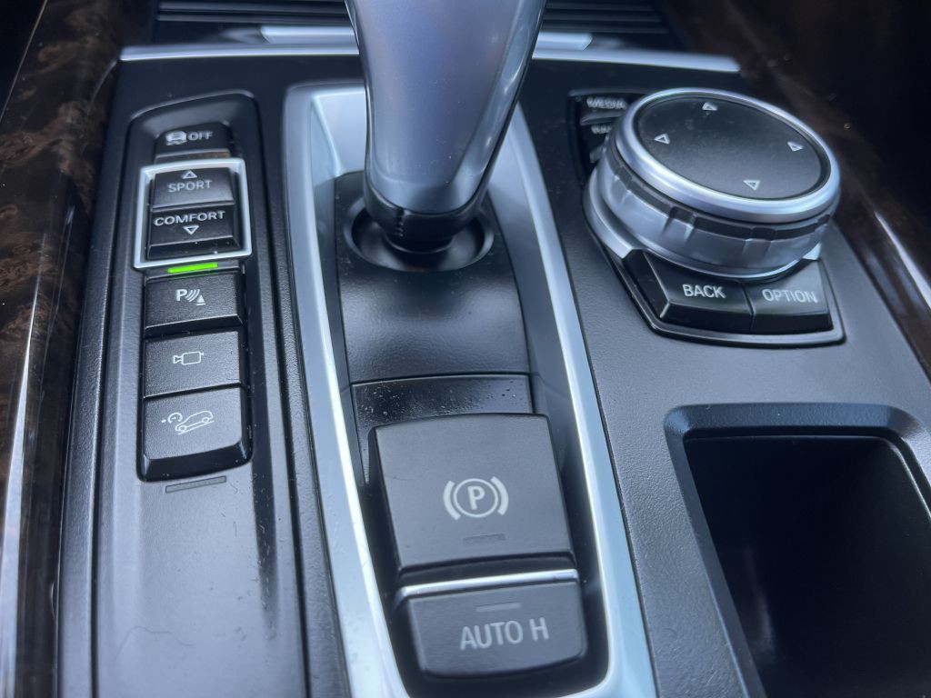 2016 BMW X5 Image 19