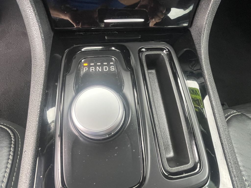 2019 Chrysler 300 Image 15