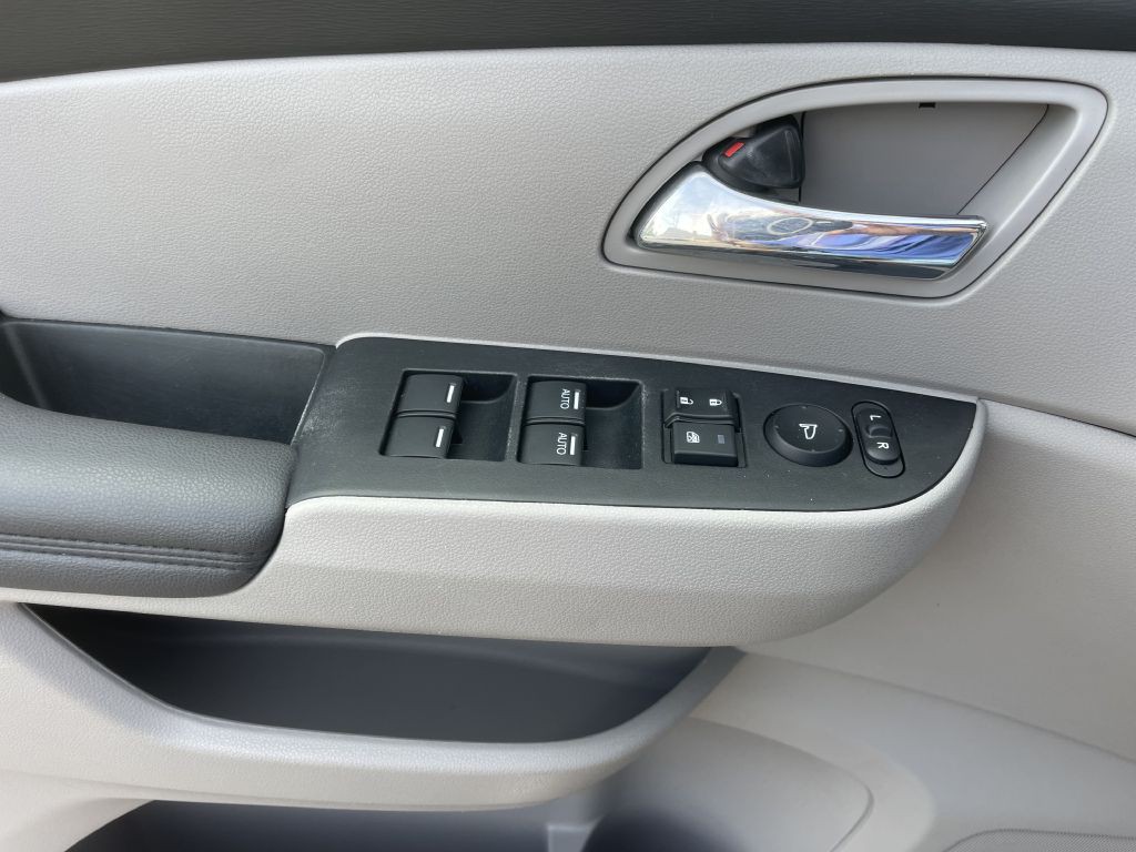 2017 Honda Odyssey Image 25
