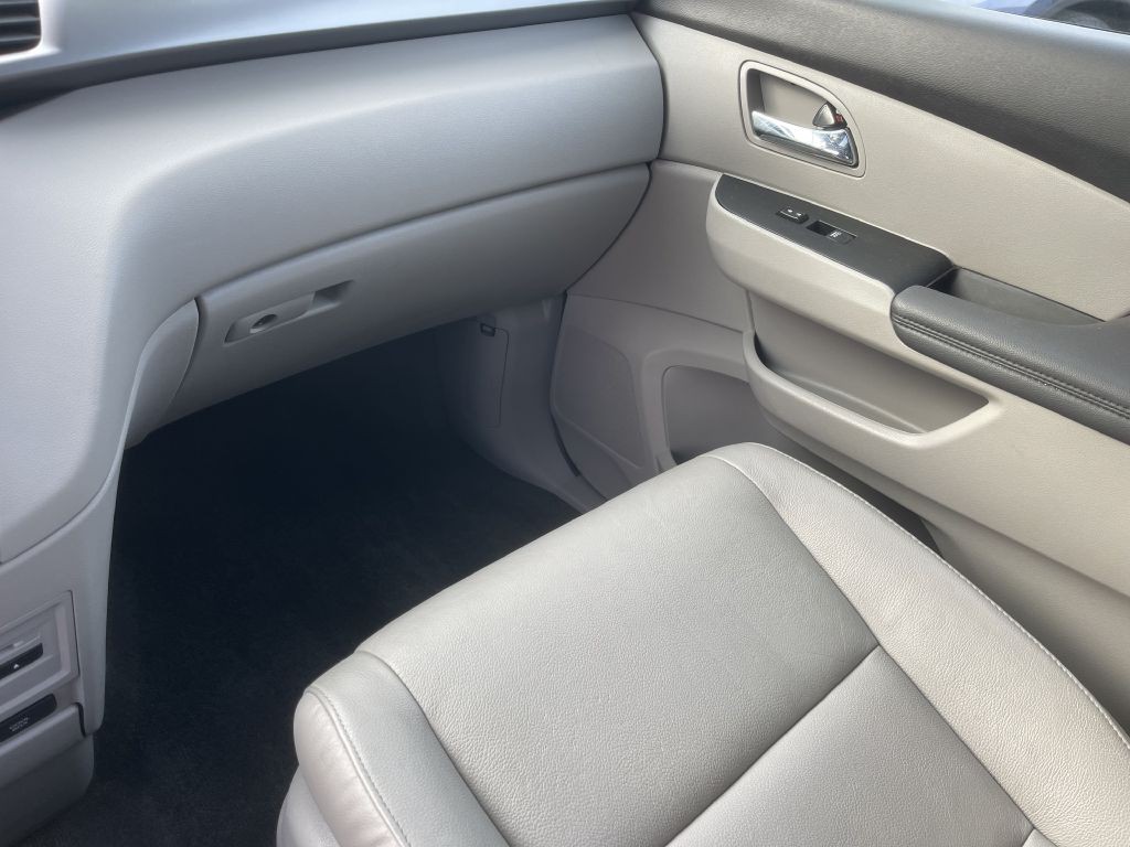 2017 Honda Odyssey Image 26