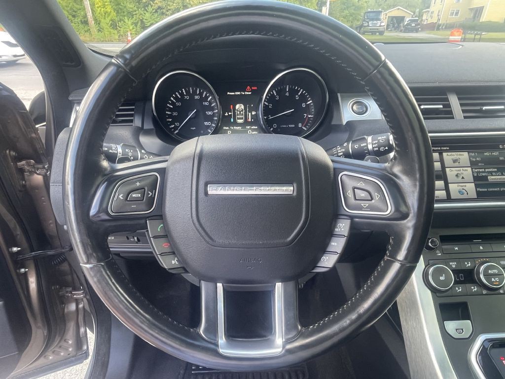 2015 Land Rover Range Rover Evoque Image 11