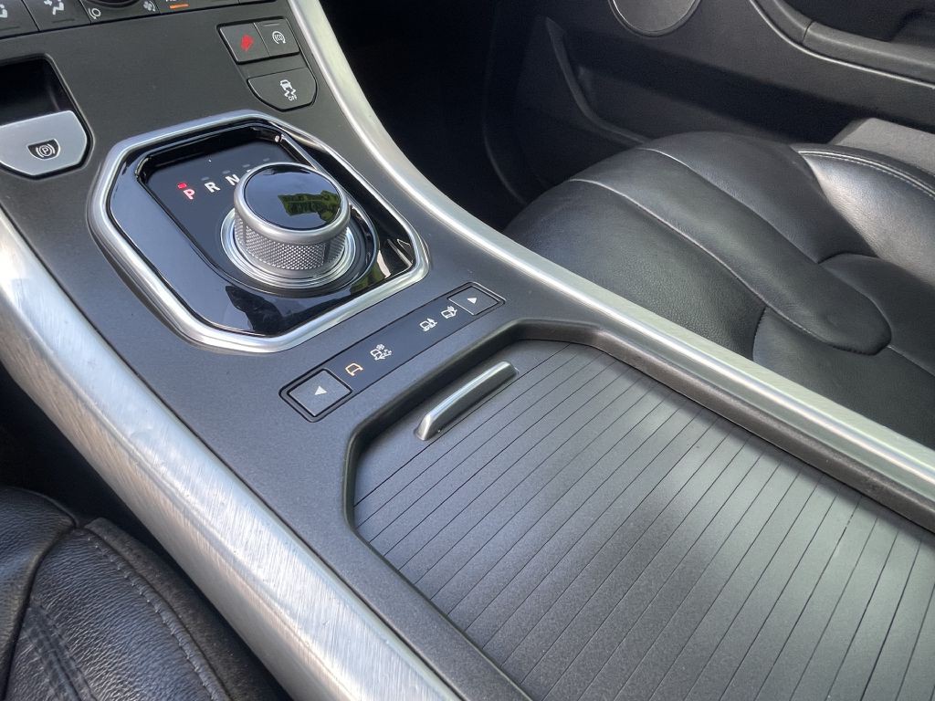 2015 Land Rover Range Rover Evoque Image 17