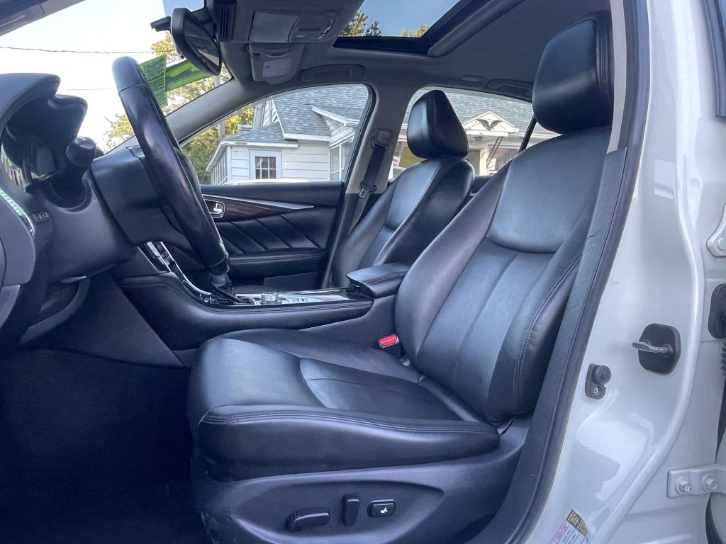 2019 INFINITI Q50 Image 9