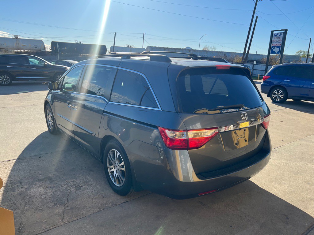 2012 Honda Odyssey Image 5