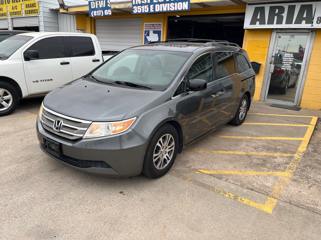 2012 Honda Odyssey Image 4