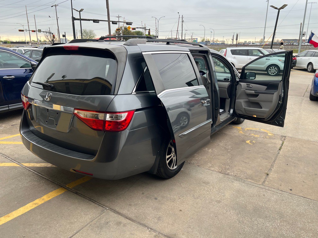 2012 Honda Odyssey Image 10