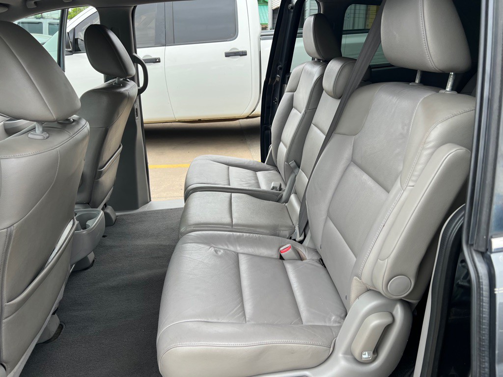 2012 Honda Odyssey Image 13