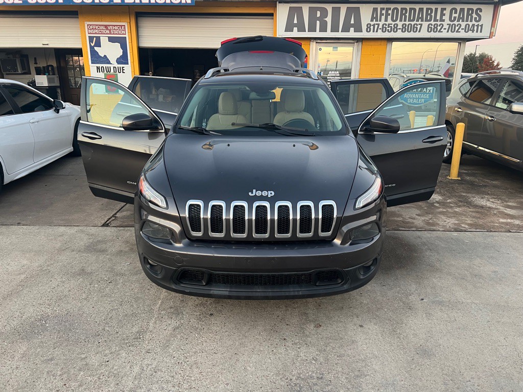 2015 Jeep Cherokee Image 8