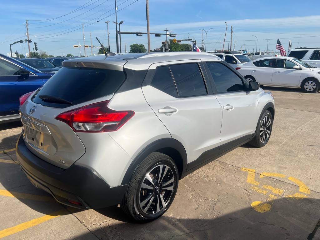 2019 Nissan Kicks Image 9