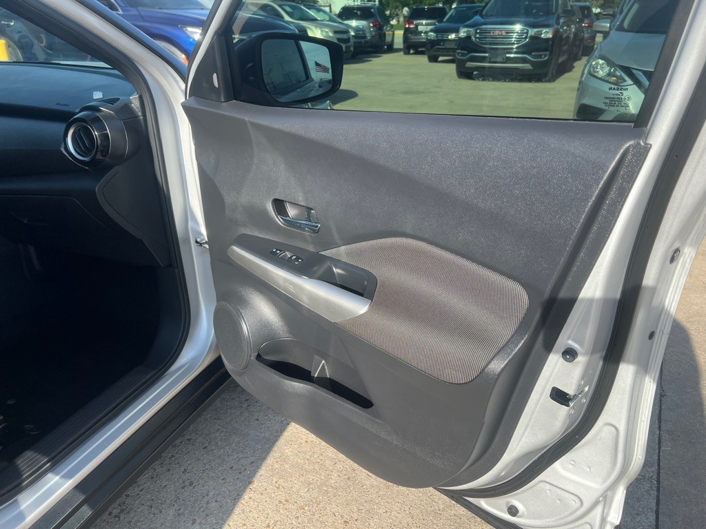 2019 Nissan Kicks Image 23