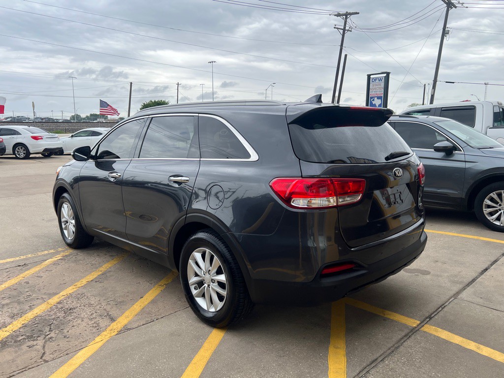 2018 Kia Sorento Image 4