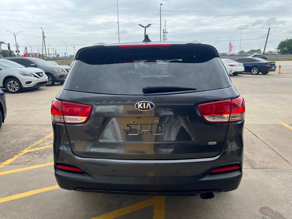 2018 Kia Sorento Image 5