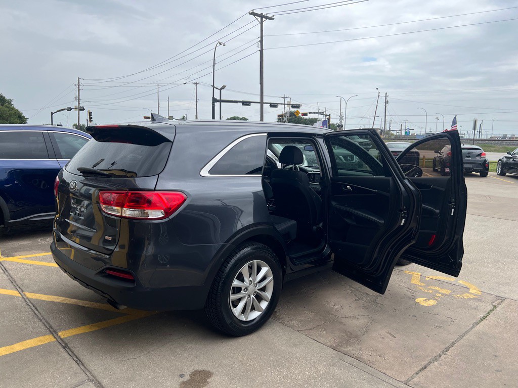 2018 Kia Sorento Image 12