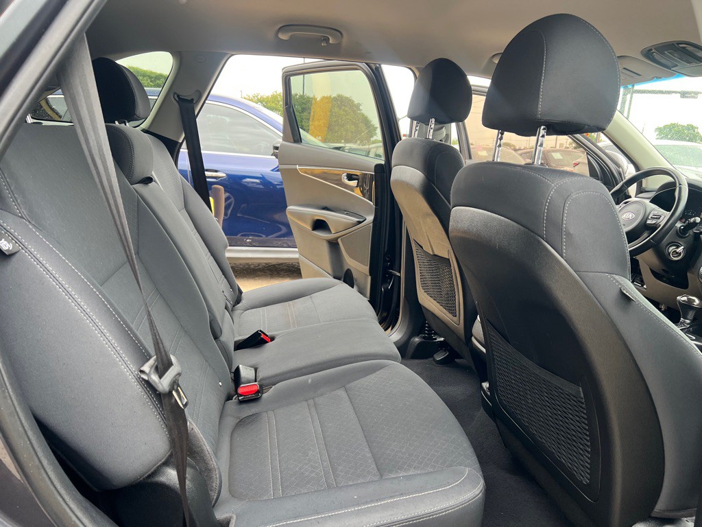 2018 Kia Sorento Image 15