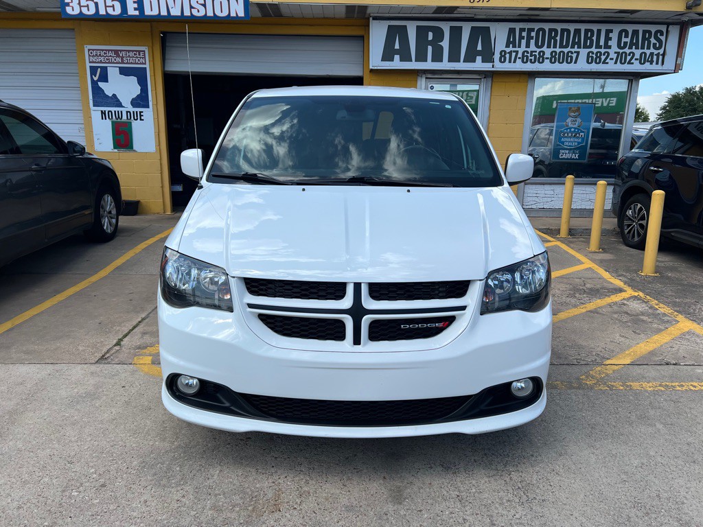 2019 Dodge Grand Caravan Image 2