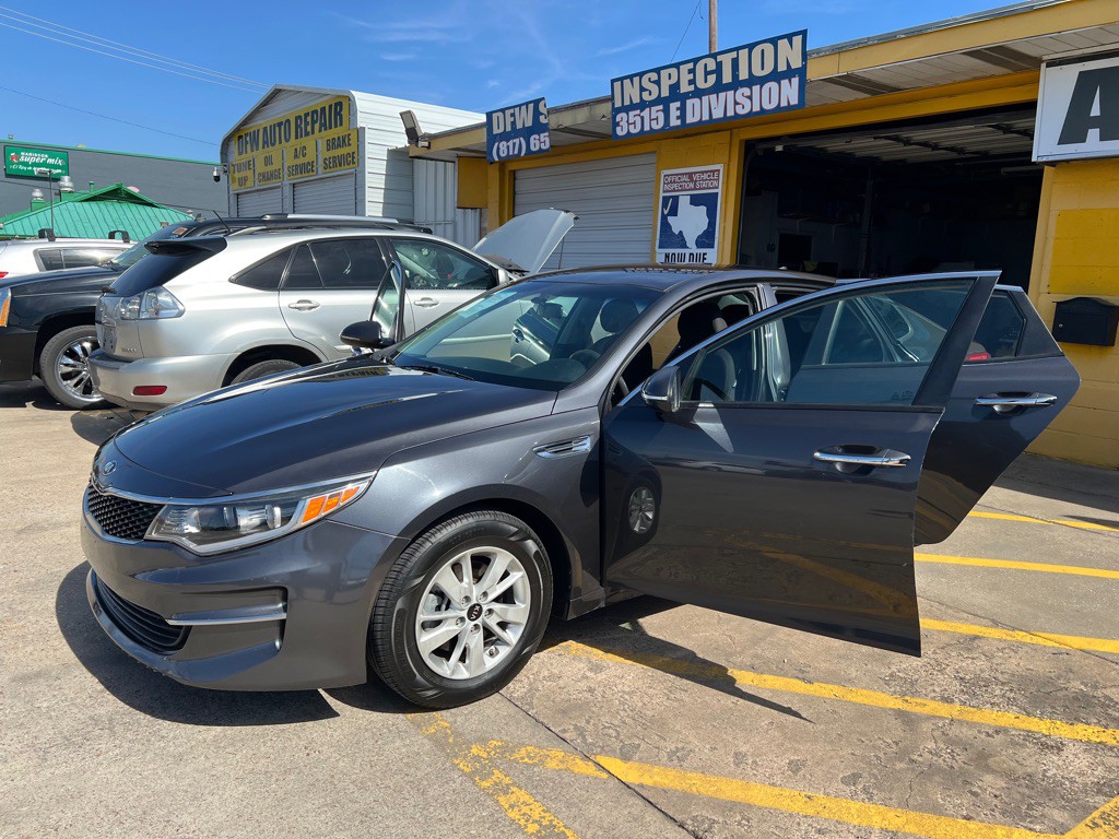 2018 Kia Optima Image 9