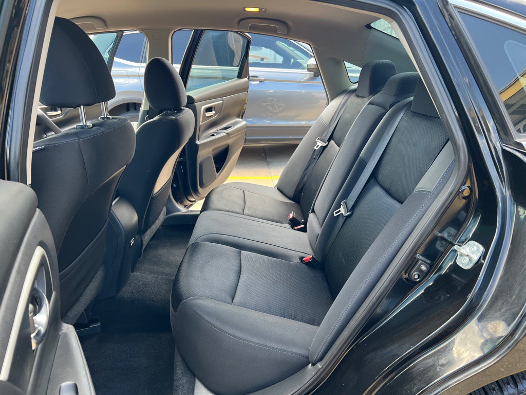2017 Nissan Altima Image 17