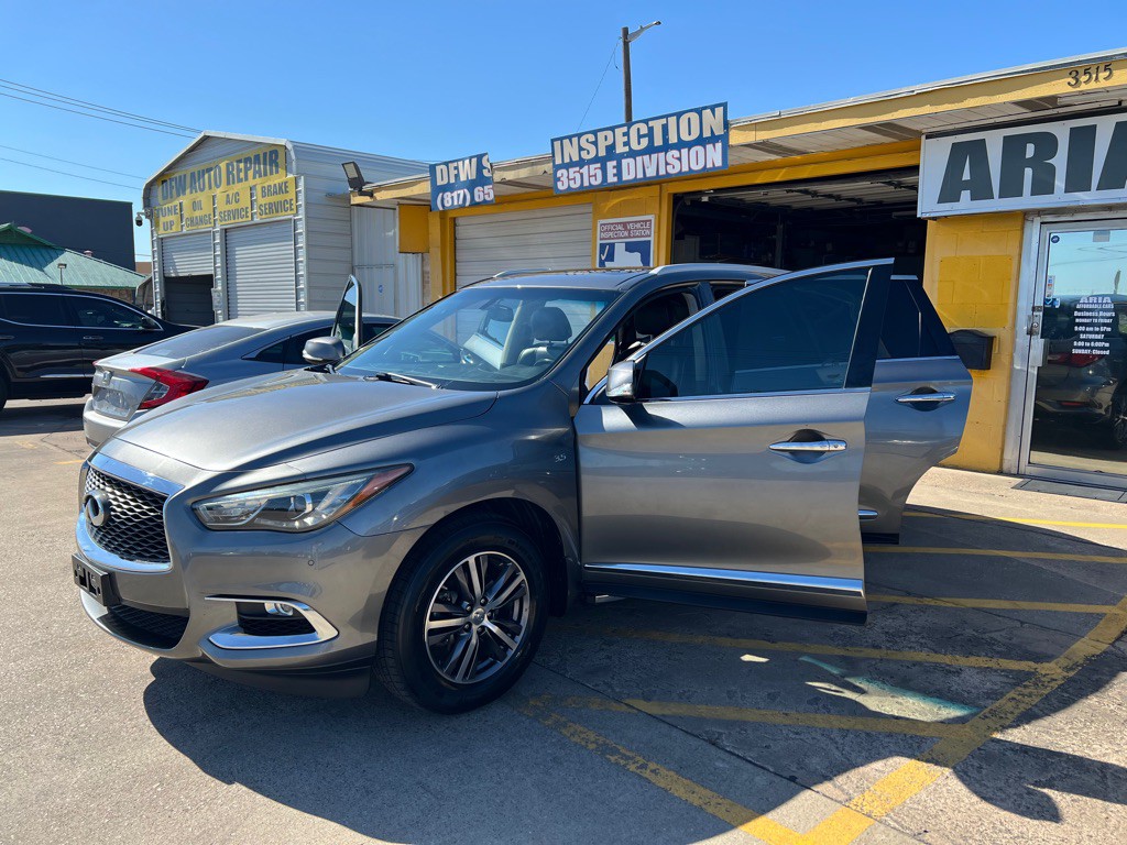 2018 INFINITI QX60 Image 9