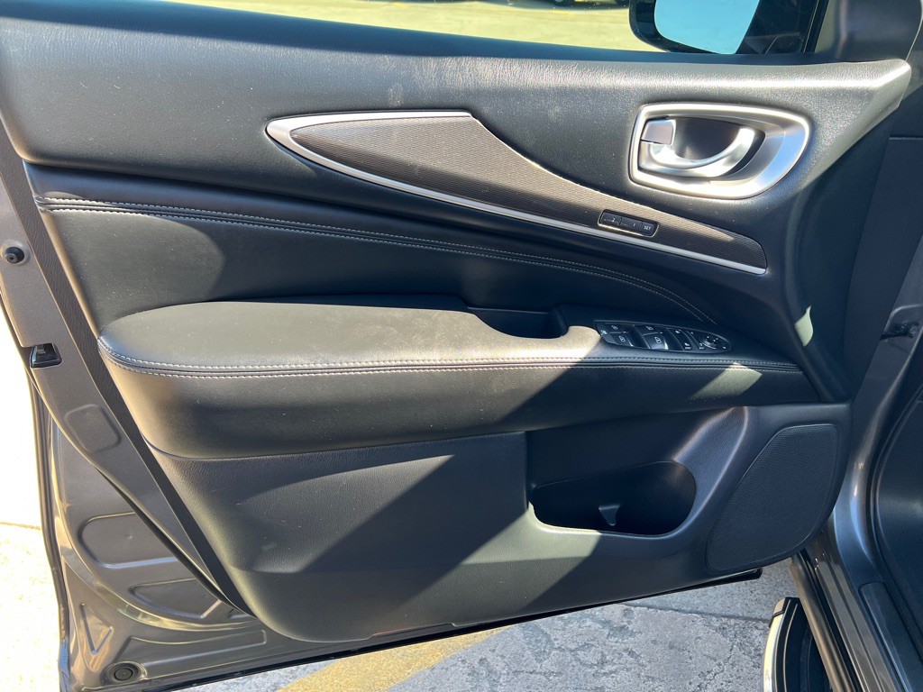 2018 INFINITI QX60 Image 18