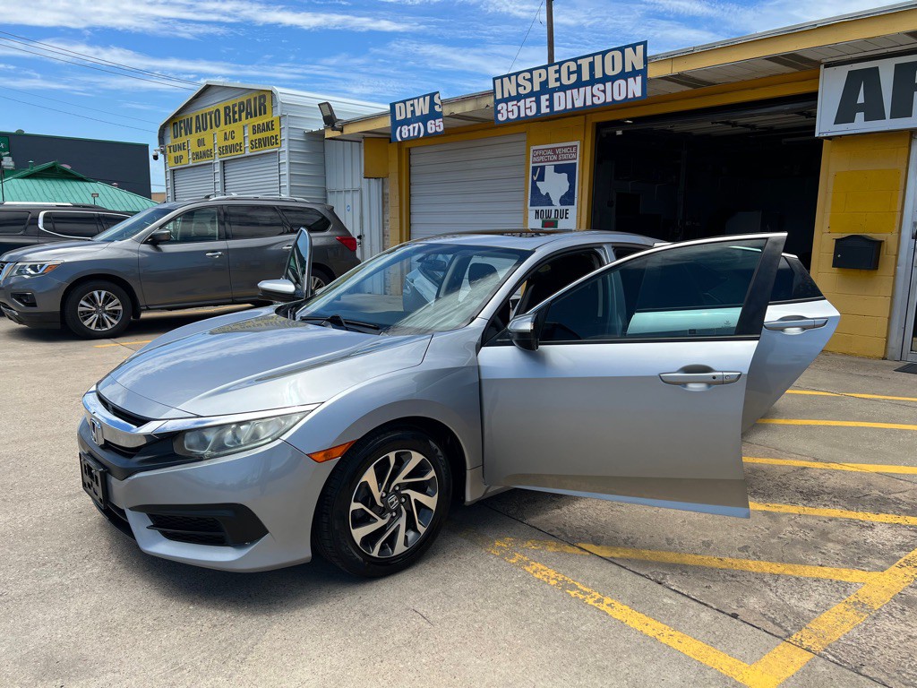 2016 Honda Civic Image 9