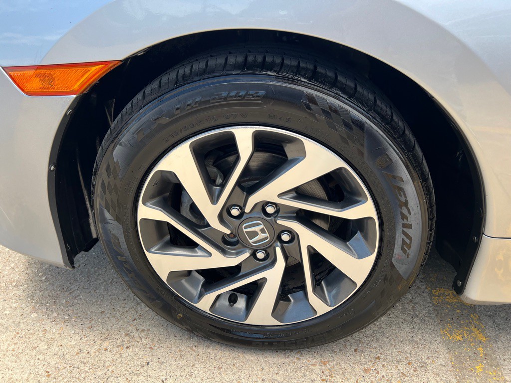 2016 Honda Civic Image 24