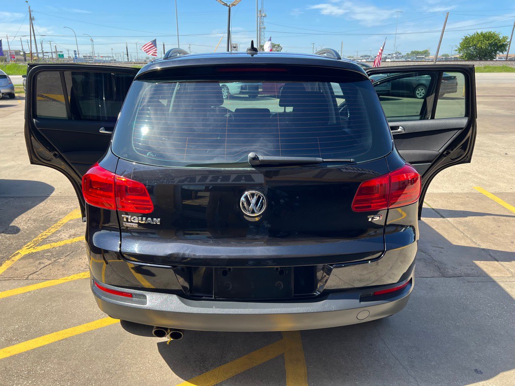 2018 Volkswagen Tiguan Image 12