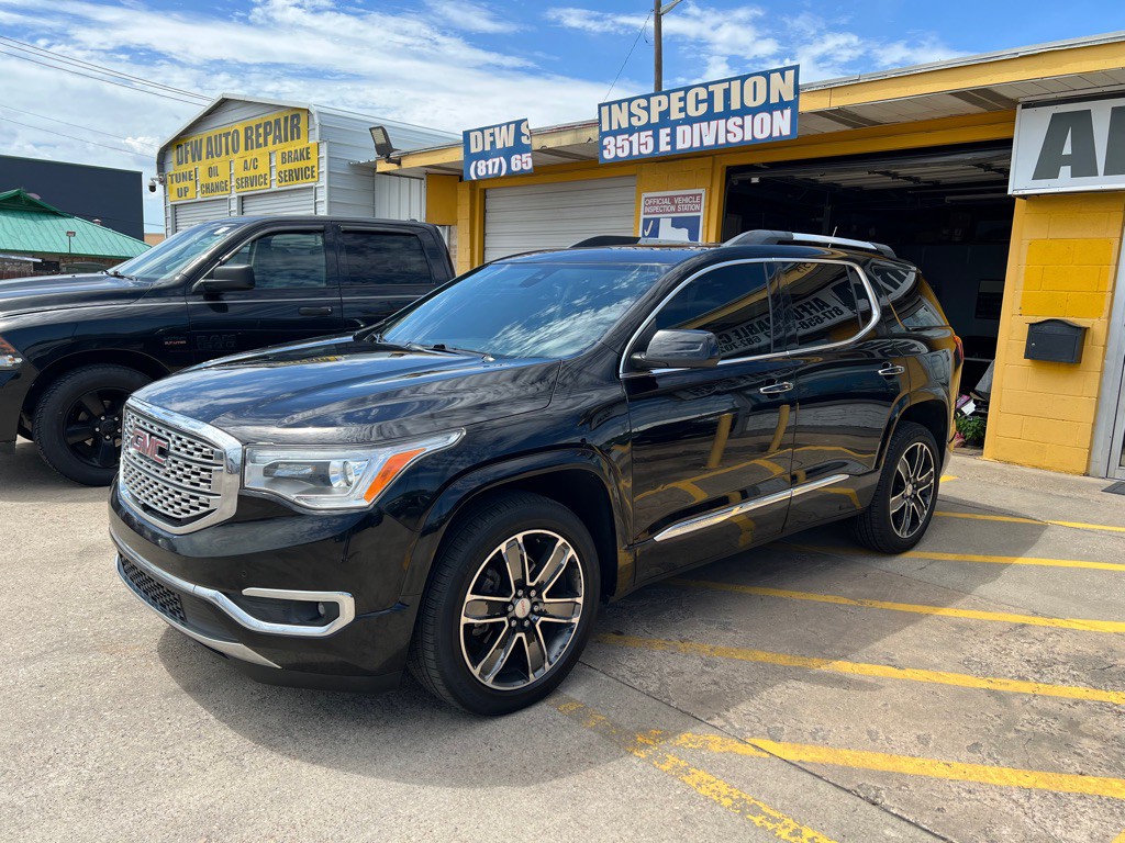 2017 GMC Acadia Image 3