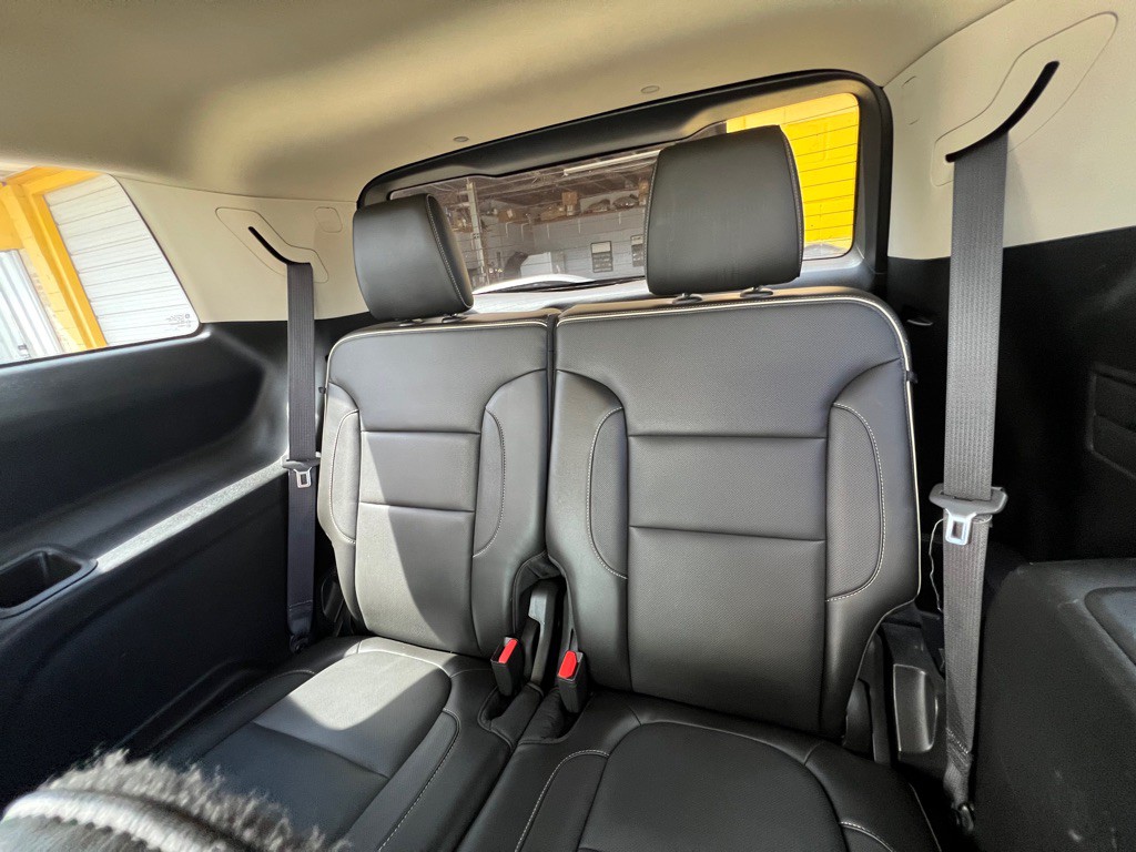 2017 GMC Acadia Image 19