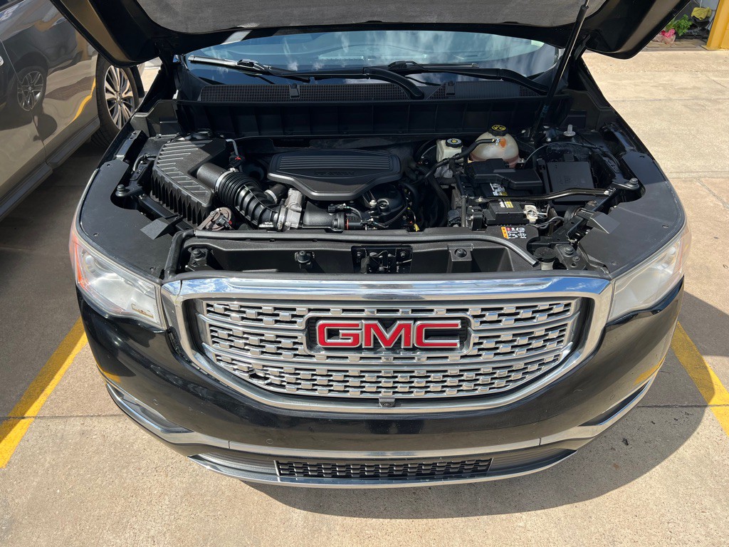 2017 GMC Acadia Image 32