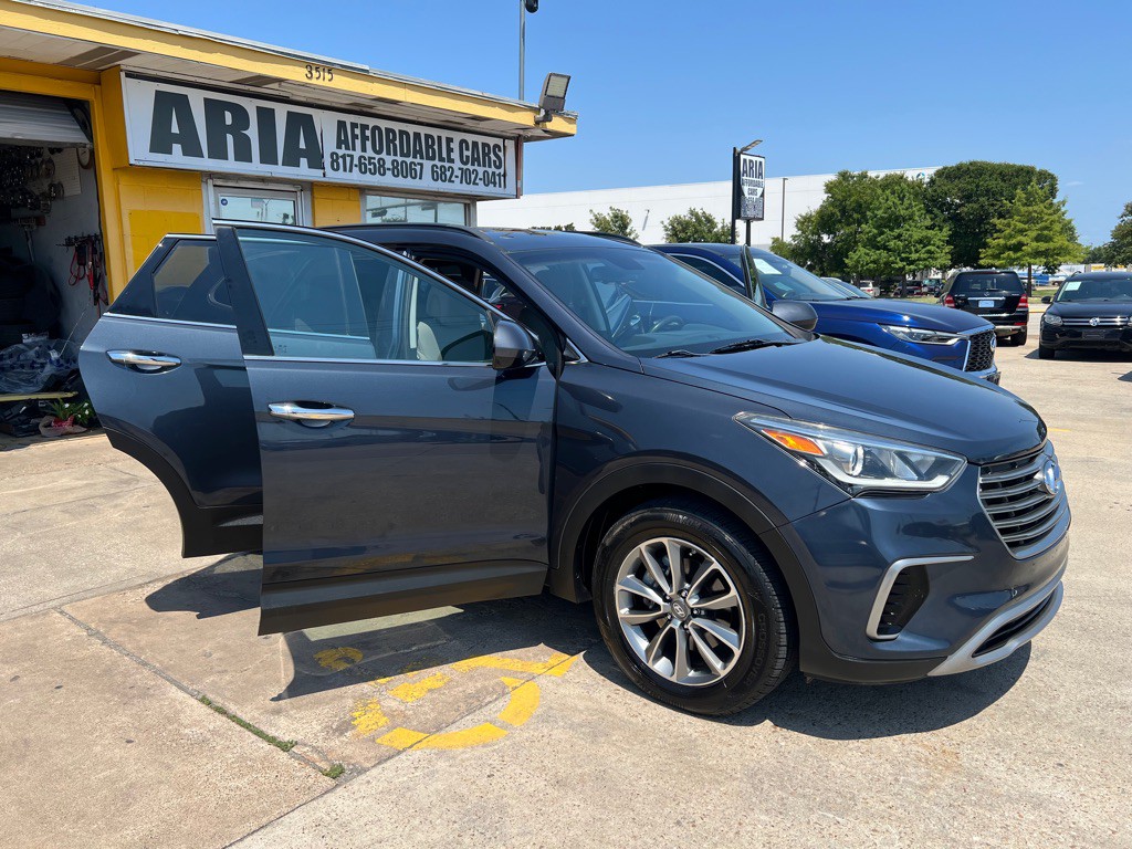 2017 Hyundai Santa Fe Image 7
