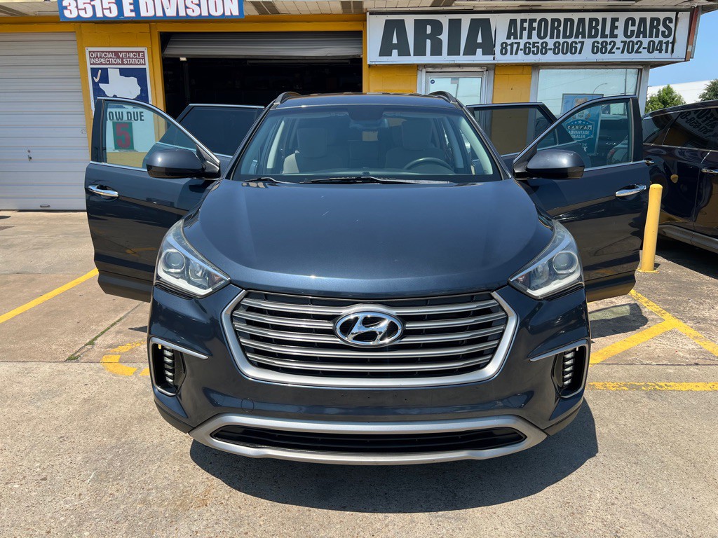 2017 Hyundai Santa Fe Image 8