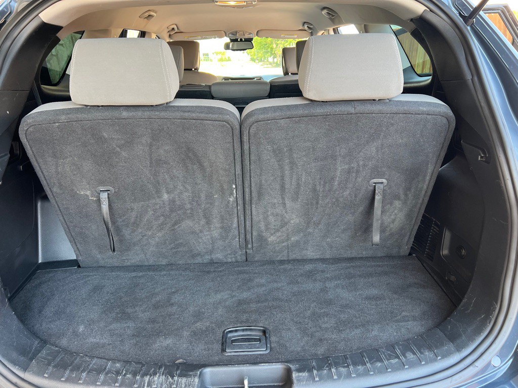 2017 Hyundai Santa Fe Image 17