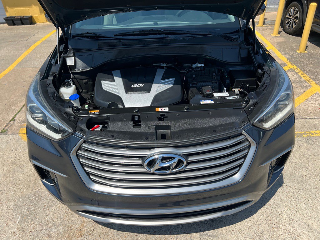 2017 Hyundai Santa Fe Image 28