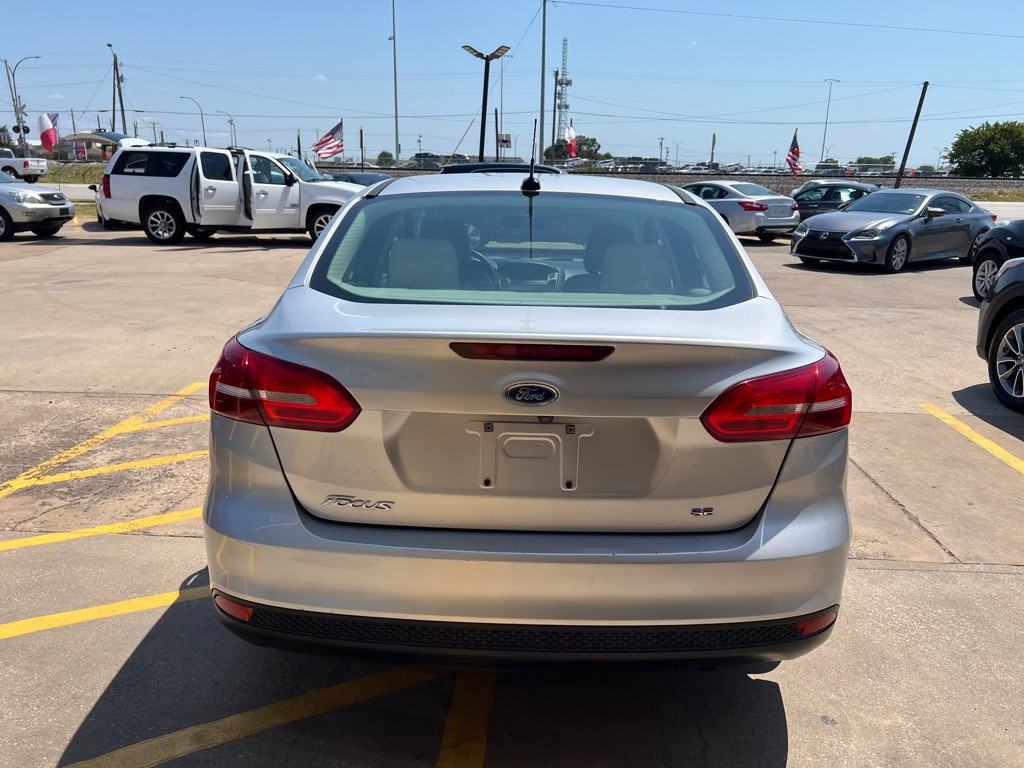 2018 Ford Focus Image 5