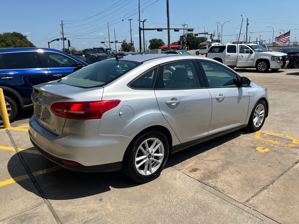 2018 Ford Focus Image 6