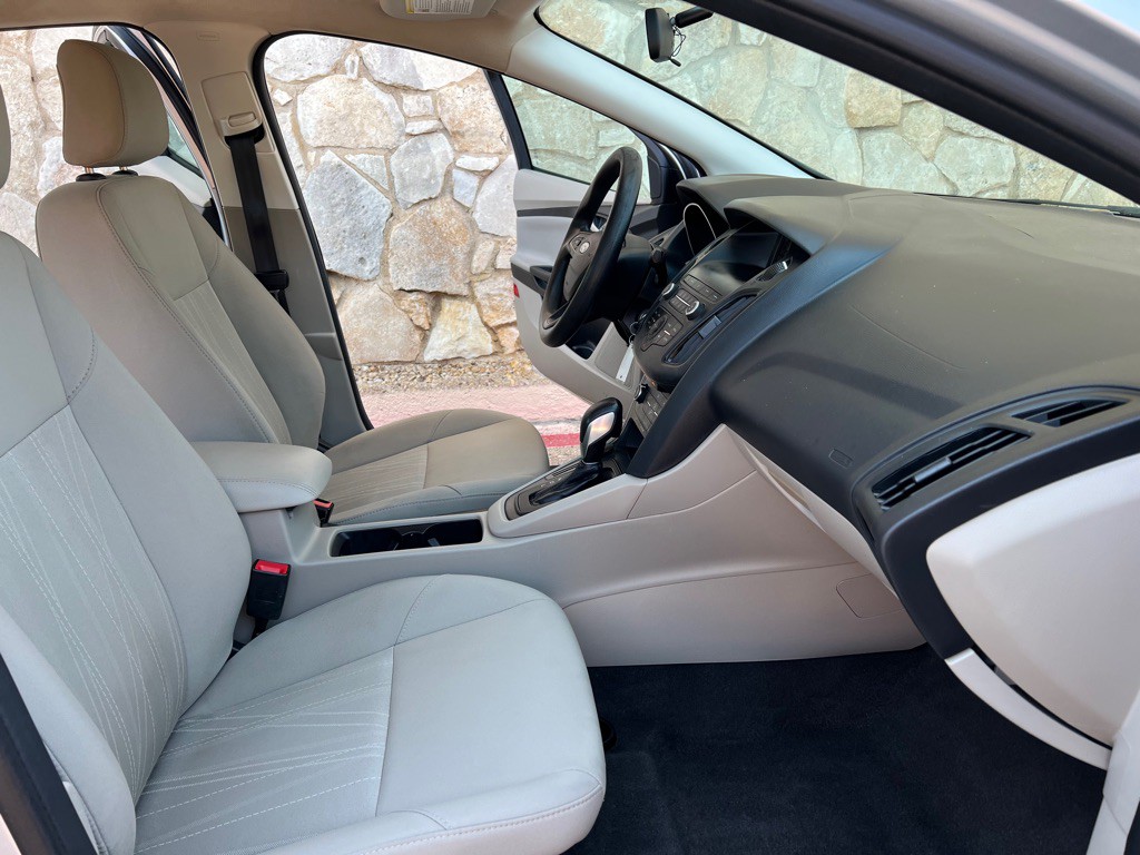 2018 Ford Focus Image 13