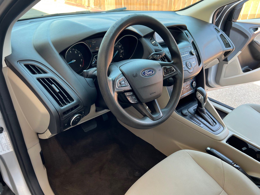 2018 Ford Focus Image 19
