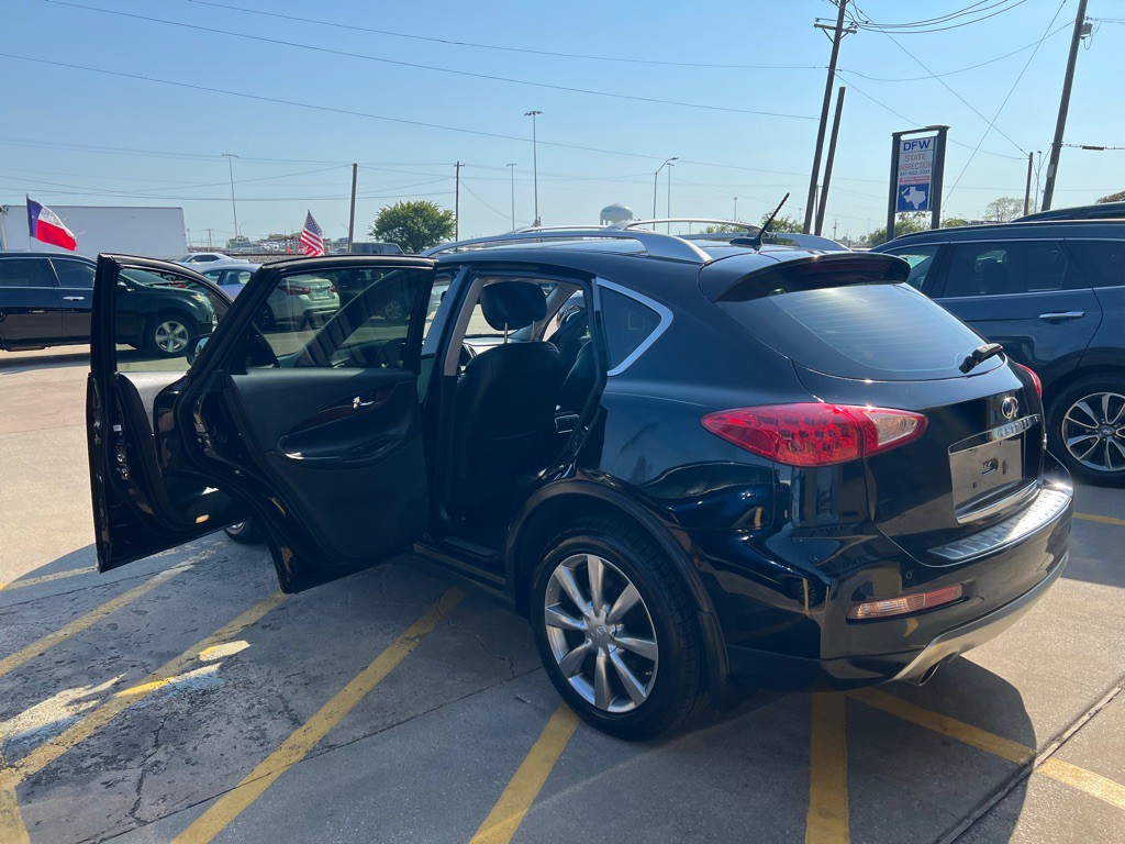 2017 INFINITI QX50 Image 10