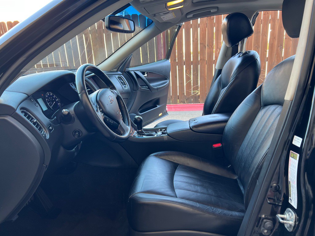 2017 INFINITI QX50 Image 18