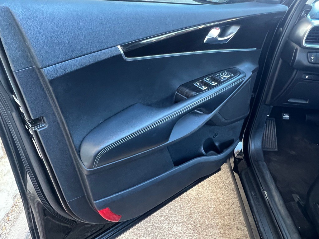 2019 Kia Sorento Image 16