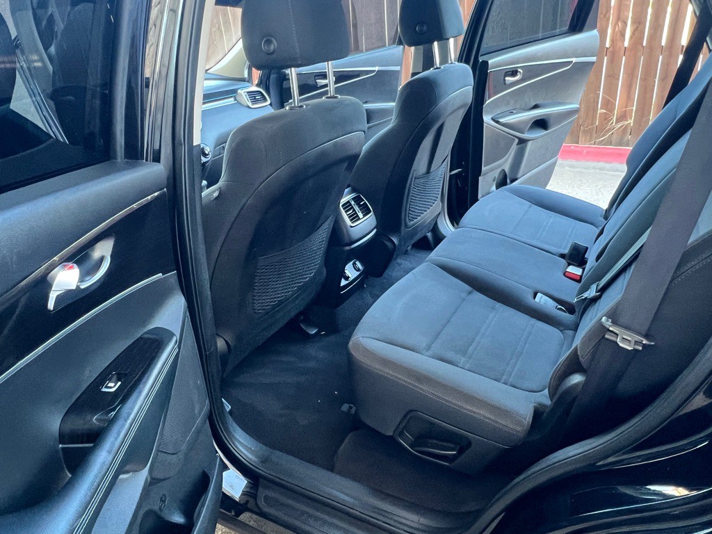 2019 Kia Sorento Image 17