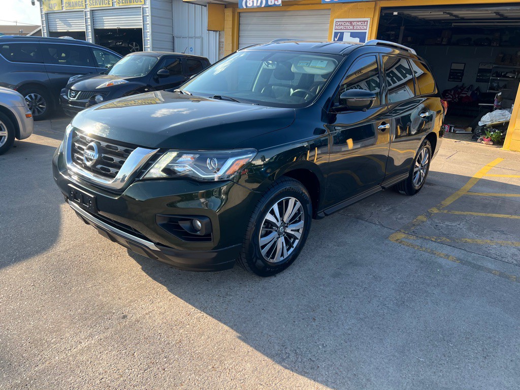 2020 Nissan Pathfinder Image 3