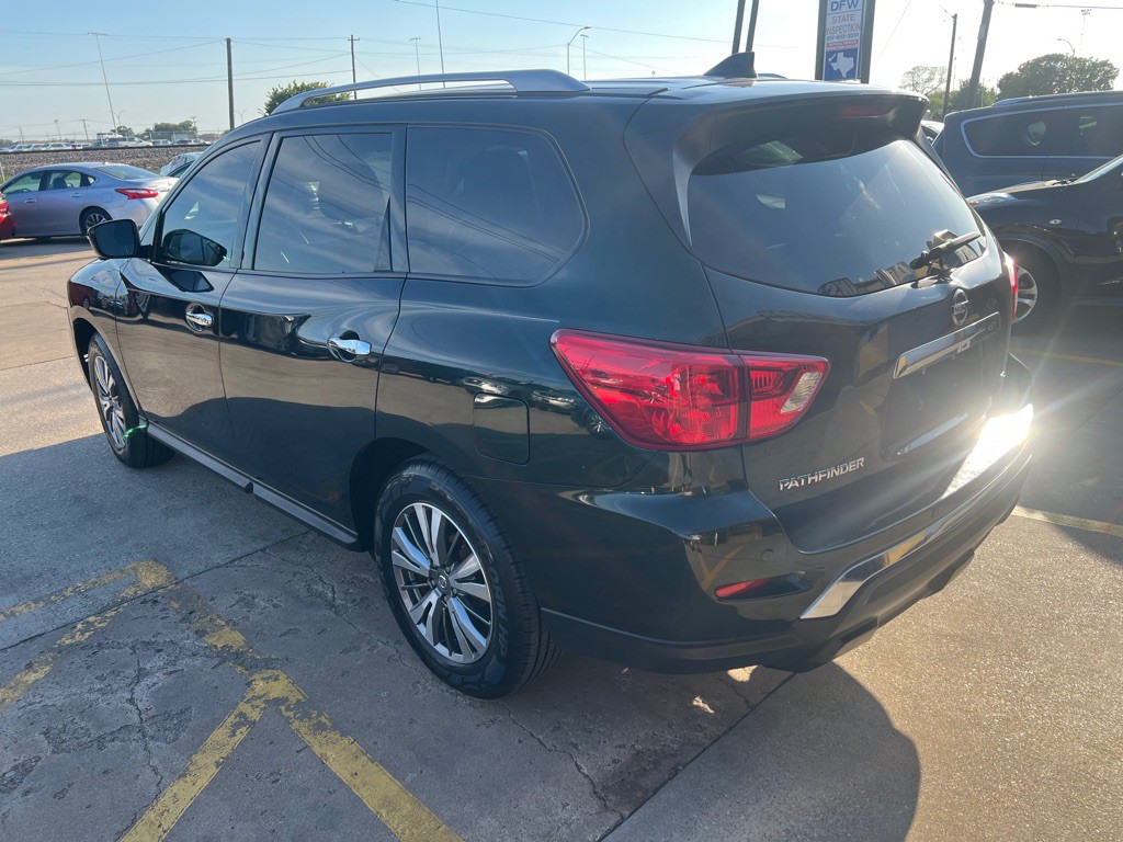 2020 Nissan Pathfinder Image 4