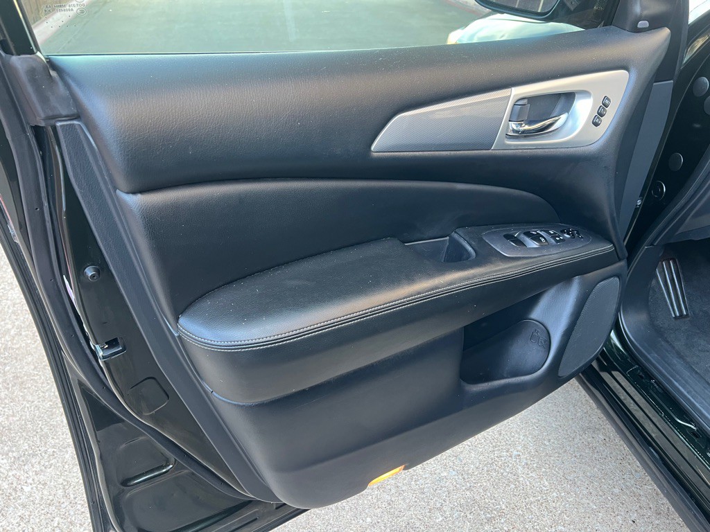 2020 Nissan Pathfinder Image 13