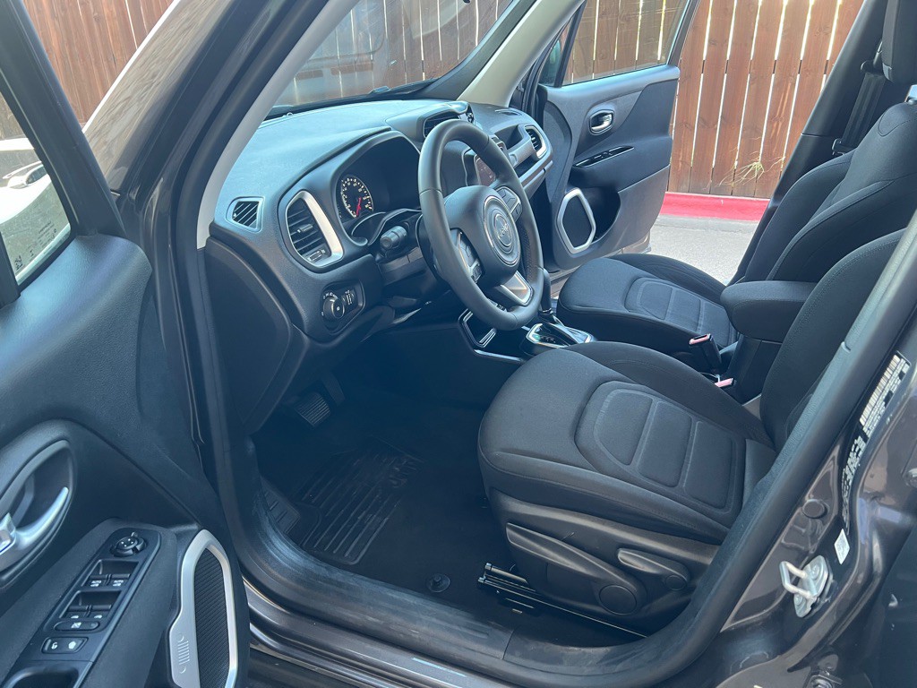 2018 Jeep Renegade Image 17
